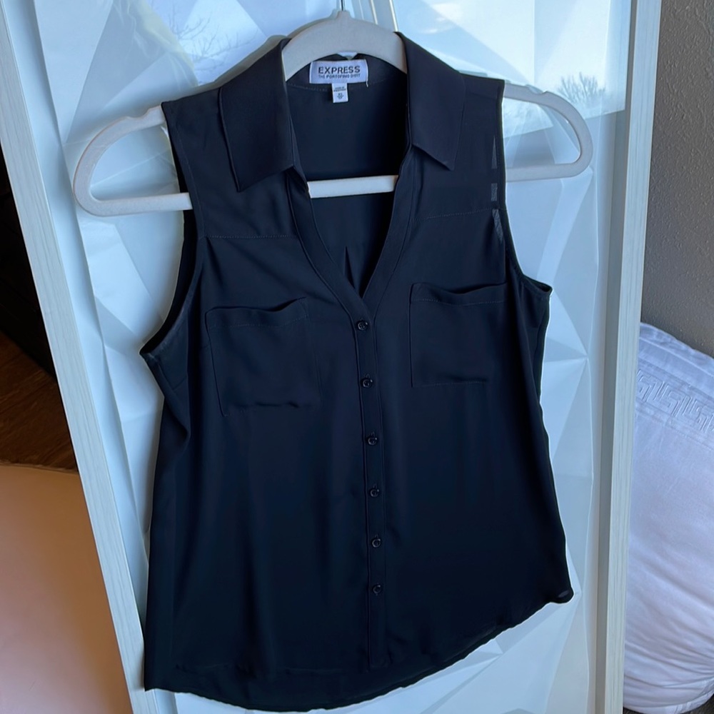 Light weight button down tank